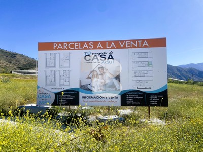 Terreno urbano en venta en Lobres