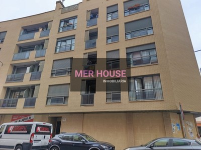 Apartamento en venta en Lardero, Pueblo, con 2 dormitorios, baño, trastero y balcón