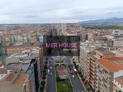 Ático en venta en Logroño, Centro, con 4 dormitorios, 3 baños y terraza