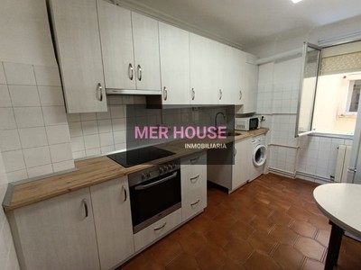Apartamento en alquiler en Logroño, Juzgados, con 2 dormitorios y baño