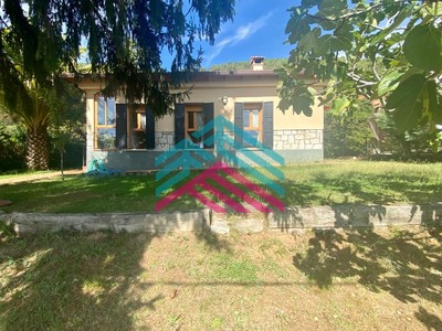 Casa en venta en Poyales Del Hoyo, Urbanización El Palancar, con trastero y terreno