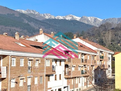 Piso en venta en Candeleda, Cl Santa Teresa