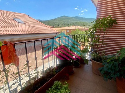 Piso en venta en Candeleda, Cl El Parral