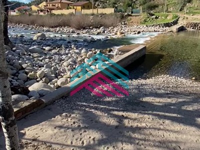 Casa en alquiler en Candeleda, con 2 dormitorios, baño y terreno