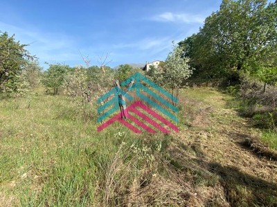 Terreno en venta en Candeleda, con 3 dormitorios, 2 baños y terreno