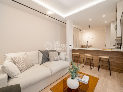 Piso en venta en Centro, con 3 dormitorios y 3 baños