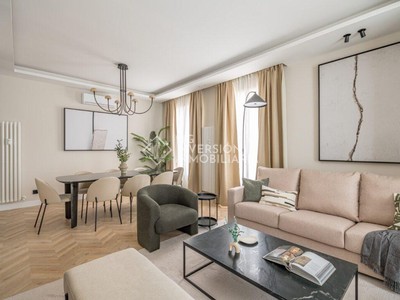 Piso en venta en Salamanca, con 2 dormitorios, 2 baños, aseo y terraza