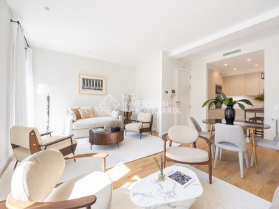 Piso en venta en Salamanca, con 2 dormitorios, 2 baños y 2 balcones