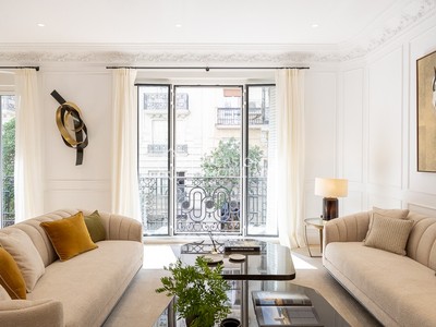 Piso en venta en Salamanca, con 4 dormitorios, 4 baños, aseo y terraza