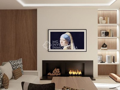 Piso en venta en Chamberi, con 4 dormitorios, 4 baños, aseo, plaza de garaje y terraza