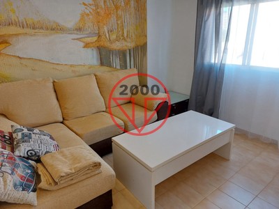Piso en alquiler en Valencia, Tendetes, con 2 dormitorios, baño y balcón