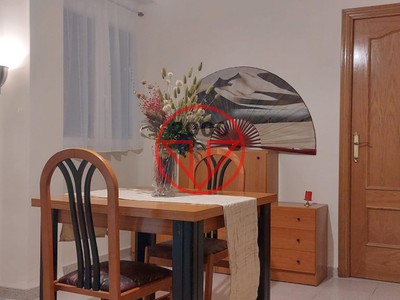 Piso en venta en Valencia, Campanar, con 3 dormitorios y baño