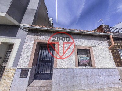 Casa en venta en Alzira, Alquerieta, con 3 dormitorios y baño