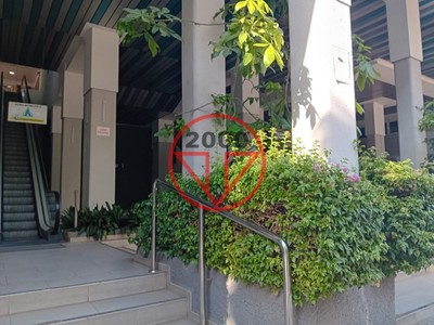 Piso en venta en Valencia, Trinidad, con 4 dormitorios, 2 baños, plaza de garaje y balcón