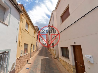 Apartamento en venta en Cofrentes, con 3 dormitorios y 2 baños