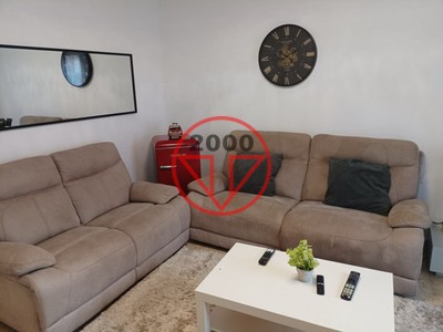 Piso en alquiler en Valencia, Tendetes, con 3 dormitorios, baño y balcón