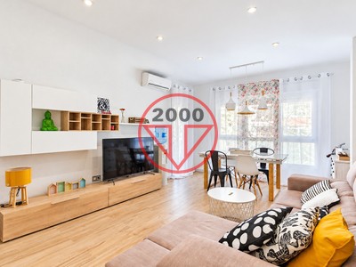 Piso en venta en Valencia, Tendetes, con 3 dormitorios, 2 baños y balcón