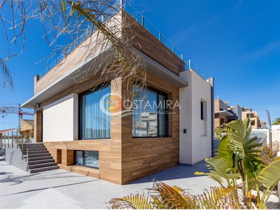 Villas de Lujo en La Mata: Vistas al Mar en Torrevieja - Descubre tu Hogar Soñado