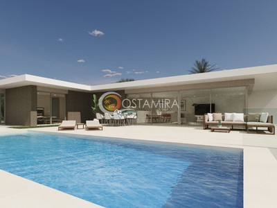 Experiencia de Prestigio: Villa Moderna con Vistas al Golf y al Mar a la Venta en Las Colinas Golf