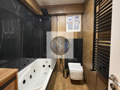 Piso en venta en Paiporta, con 3 dormitorios, baño y balcón