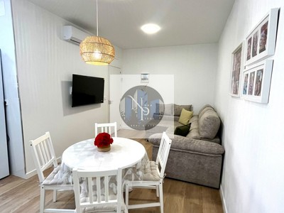 Piso en venta en Valencia, con 3 dormitorios y 2 baños