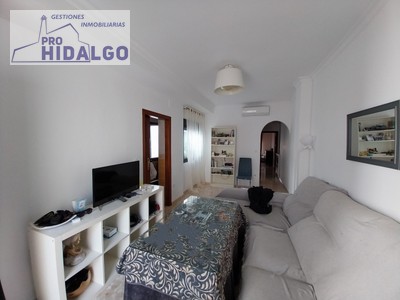 Piso en venta en Marchena, con 2 dormitorios y baño