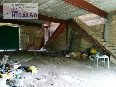Edificio residencial en venta en Marchena, con 1 dormitorio