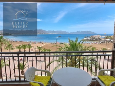 Apartamento en venta en Puerto De Mazarron, con 4 dormitorios y 2 baños