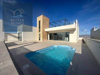 Chalet en venta en La Pinilla, con 3 dormitorios y 4 baños