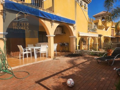 Apartamento en venta en Isla Plana, con 3 dormitorios, baño y terreno