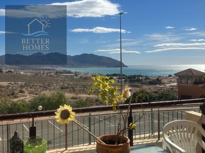 Apartamento en venta en Isla Plana, con 3 dormitorios, baño, plaza de garaje, balcón y terreno