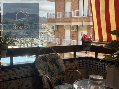 Apartamento en venta en Puerto De Mazarron, con 2 dormitorios, baño y balcón