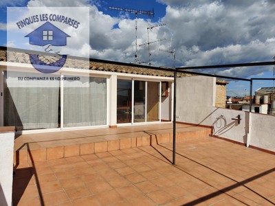 Duplex en venta en Vilafranca Del Penedes, Centre, con 4 dormitorios, 2 baños y 2 terrazas