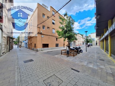 Piso en venta en Vilafranca Del Penedes, Centre, con 2 dormitorios y baño