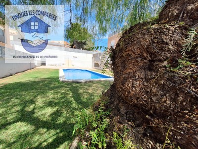 Ático duplex en venta en Calafell, Segur De Calafell, con 2 dormitorios, 2 baños, 2 plazas de garaje, trastero y terraza