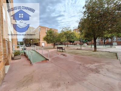 Piso en venta en Vilafranca Del Penedes, Espirall, con 4 dormitorios, 2 baños, trastero y balcón