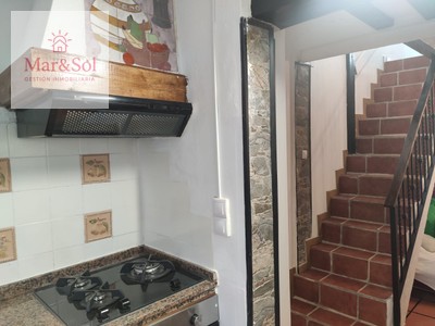 Casa en venta en Riola, con 2 dormitorios, baño, trastero y terraza
