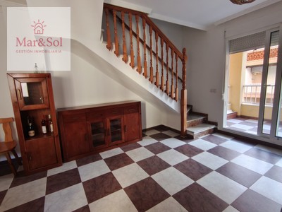 Duplex en venta en Sueca, con 3 dormitorios, 2 baños y balcón