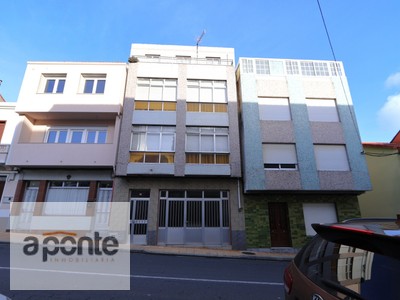 Casa en venta en Malpica, Buño, con 3 dormitorios, 3 baños, plaza de garaje, trastero y balcón