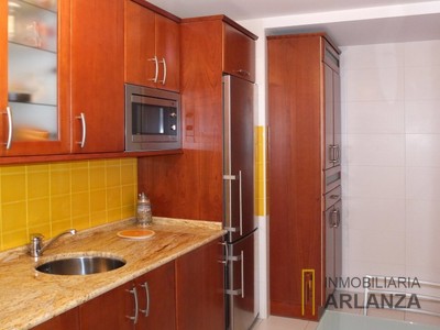 Piso en venta en Burgos, Centro-sur, con 3 dormitorios, 2 baños, plaza de garaje y trastero