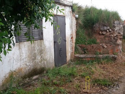 Locales en venta en Tardajos, con terreno