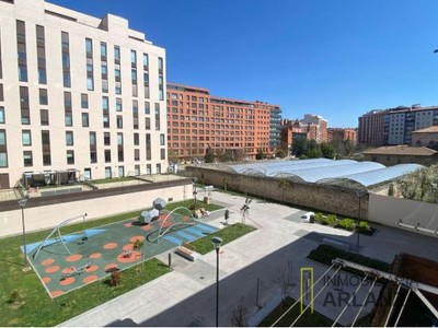 Piso en venta en Burgos, Centro-sur, con 1 dormitorio y baño