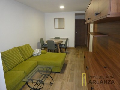 Piso en alquiler en Burgos, Centro-sur, con 1 dormitorio, baño, plaza de garaje y trastero