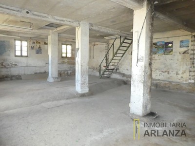 Locales en venta en Burgos, Centro-sur, con baño