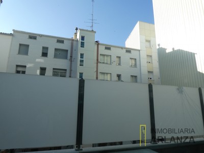 Piso en venta en Burgos, Centro-sur, con 3 dormitorios, baño y terraza