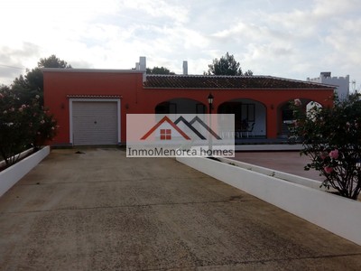 Casa en venta en Ciudadela, Cala Blanca, con 3 dormitorios, baño, aseo, terraza y terreno