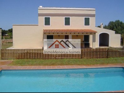 Casa en venta en Ciudadela, Cala Blanca, con 7 dormitorios, 2 baños, 2 plazas de garaje, trastero, terraza y terreno