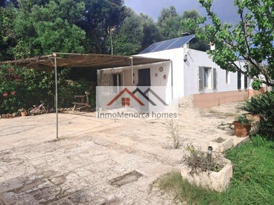Casa en venta en Ciudadela, Cami Sant Joan De Missa, con 2 dormitorios, baño, plaza de garaje, terraza y terreno