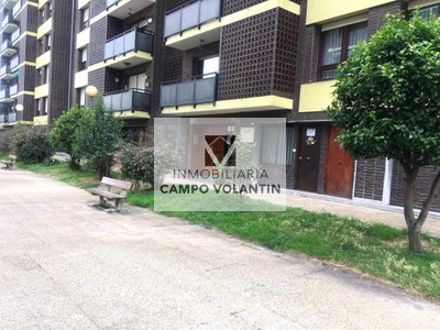 Lonja en venta en Deusto, con baño