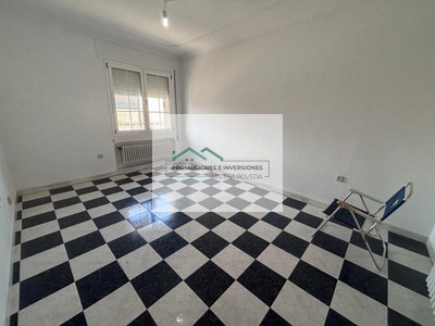 Piso en venta en Motilla Del Palancar, con 4 dormitorios, baño y terraza